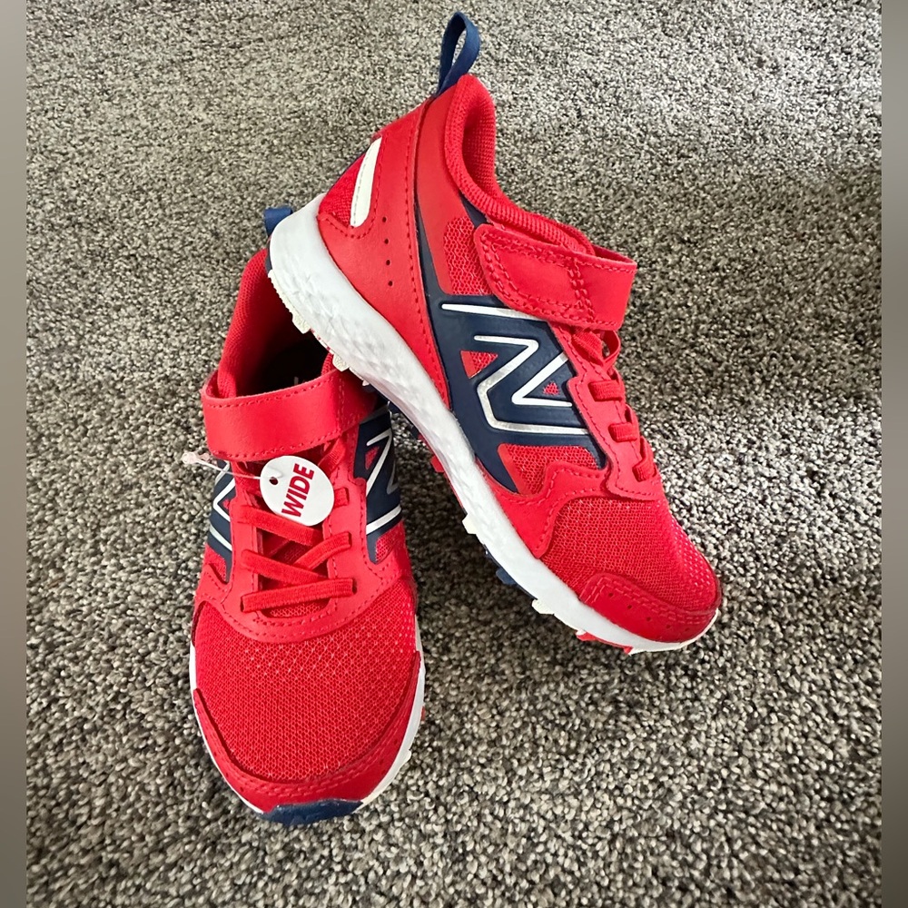 New Balance Kids Fresh Foam 650 Bungee Lace with Top Strap Size 11.5 Wide New